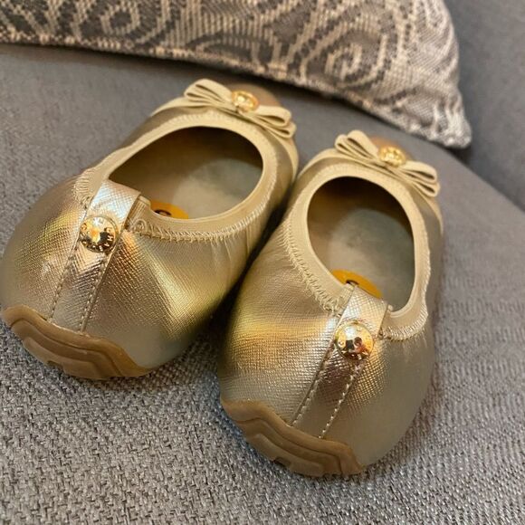 Michael Kors Sz 3 Gold Saffiano Ballet Flats - Picture 10 of 15